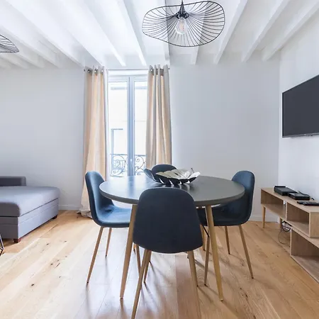 Grands Boulevards 41 Apartment *